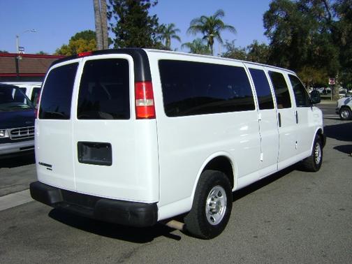 2013 Chevrolet Express 3500 LS
