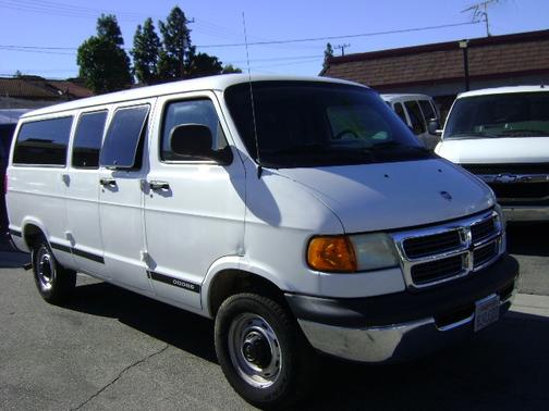 2001 Dodge Ram Wagon 2500