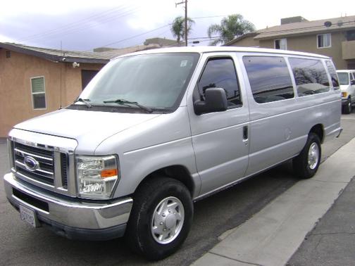2014 Ford E350 Super Duty XLT