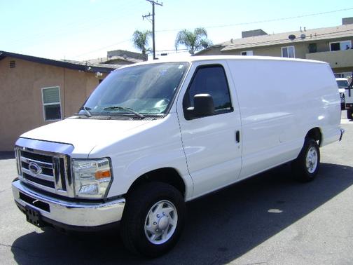 WHITE 2012 Ford E250