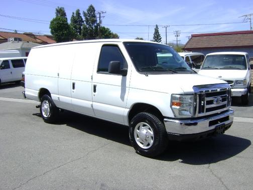 WHITE 2012 Ford E250