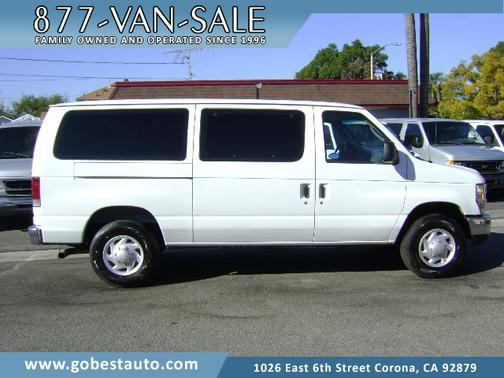 2008 Ford E350 Super Duty XLT Wagon