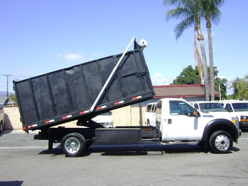 WHITE 2013 Ford F-450 XL