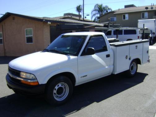 1998 Chevrolet S-10 Base
