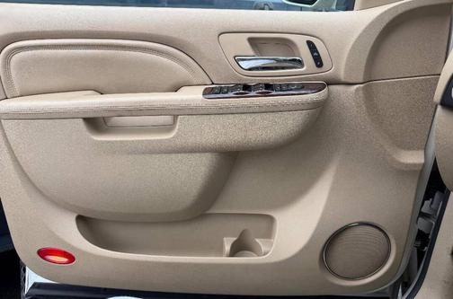 White 2011 Cadillac Escalade ESV Base