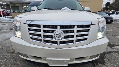 2011 Cadillac Escalade ESV Base