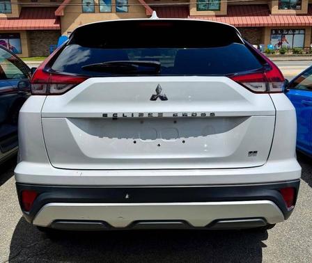 White 2022 Mitsubishi Eclipse Cross SE