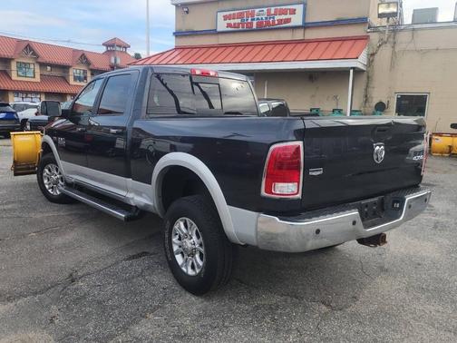 2015 RAM 3500 Laramie