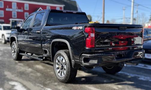 2022 Chevrolet Silverado 2500 Custom