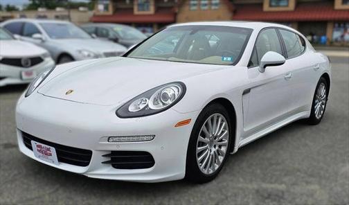 2014 Porsche Panamera 4