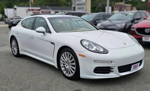 2014 Porsche Panamera 4