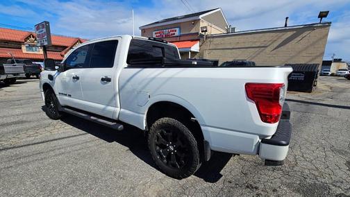 White 2019 Nissan Titan XD SV