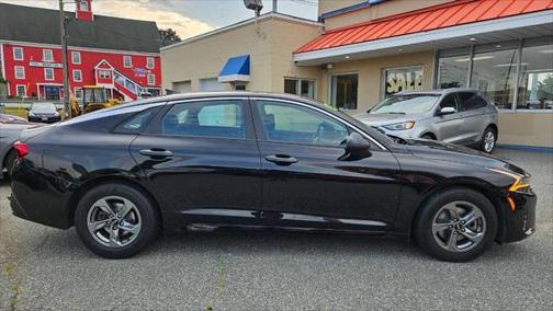 2021 Kia K5 LXS