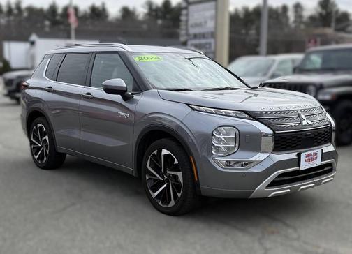 2024 Mitsubishi Outlander PHEV SEL