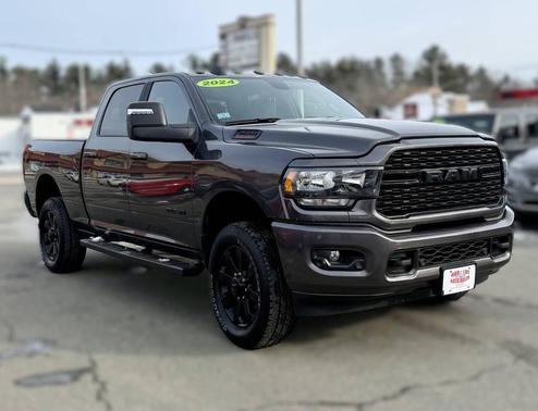 2024 RAM 2500 Big Horn Crew Cab 4x4 6'4' Box