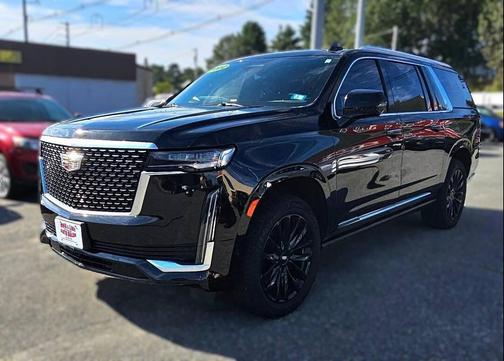 2022 Cadillac Escalade ESV Premium Luxury