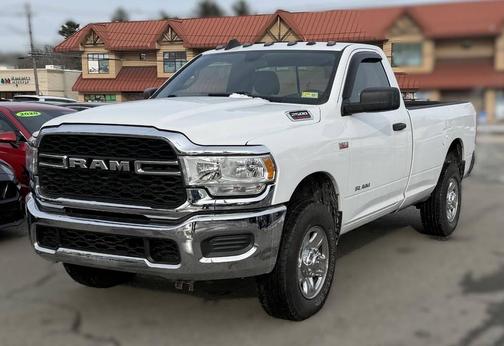 2022 RAM 2500 Tradesman Regular Cab 4x4 8' Box