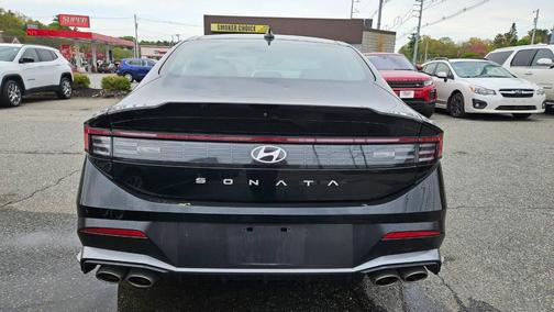 Black 2024 Hyundai SONATA SE