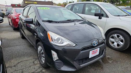Black 2016 Toyota Prius c One