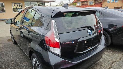 Black 2016 Toyota Prius c One