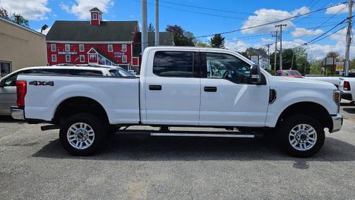 White 2019 Ford F-250 XLT