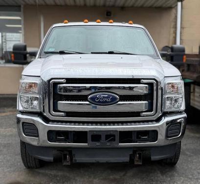 White 2015 Ford F-250 XLT