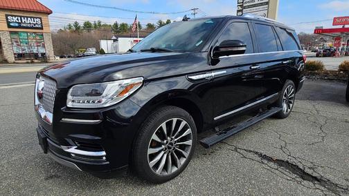 Black 2019 Lincoln Navigator Select