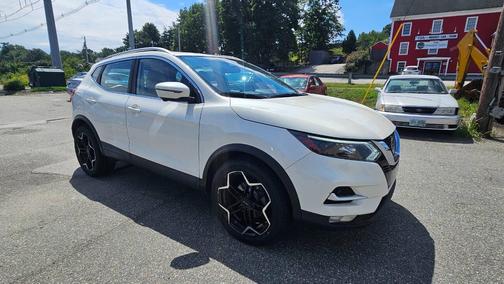 White 2020 Nissan Rogue Sport SL