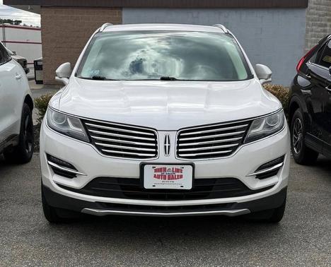White 2017 Lincoln MKC Reserve