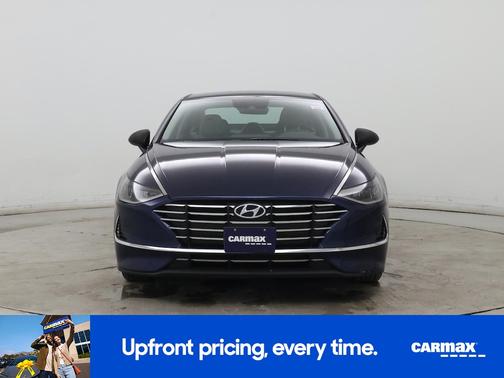 2022 Hyundai SONATA SE