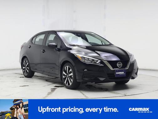 2022 Nissan Versa SR