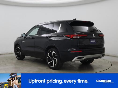Black 2023 Mitsubishi Outlander PHEV SEL