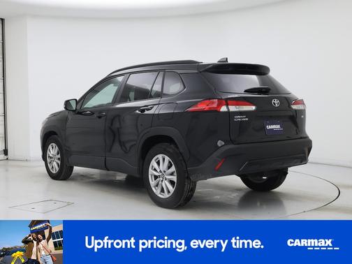 2025 Toyota Corolla Cross LE