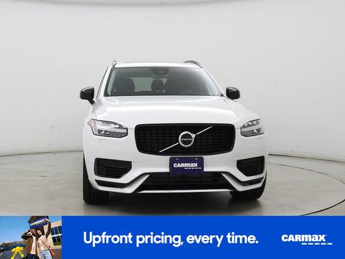 2023 Volvo XC90 Recharge Plug-In Hybrid T8 Ultimate Dark Theme
