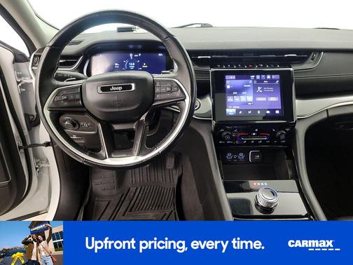 2022 Jeep Grand Cherokee Laredo