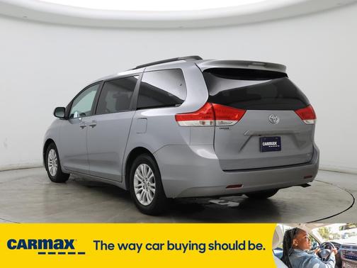 2014 Toyota Sienna XLE