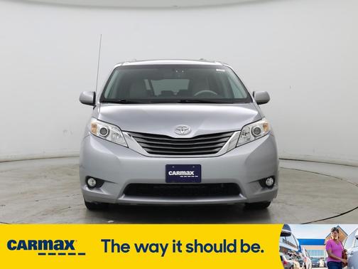 2014 Toyota Sienna XLE