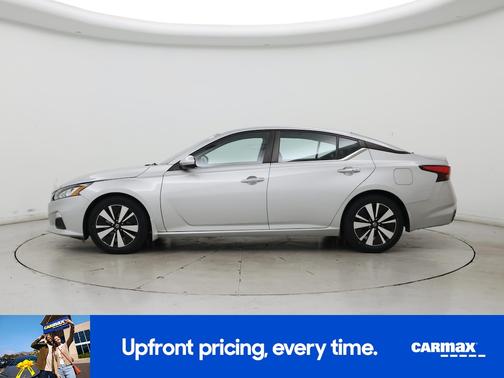 2022 Nissan Altima SV