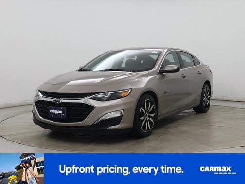 Gold 2022 Chevrolet Malibu RS