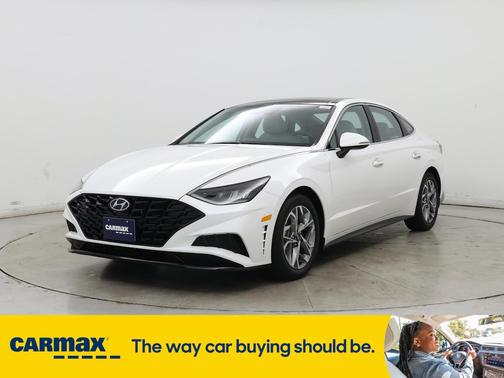 2022 Hyundai SONATA SEL