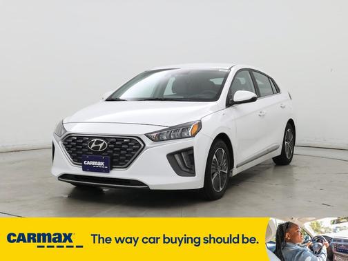 2022 Hyundai IONIQ Plug-In Hybrid SEL