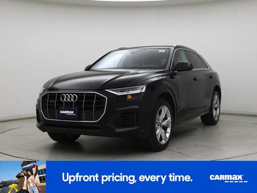 2022 Audi Q8 Premium