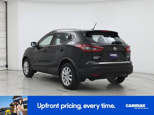 2022 Nissan Rogue Sport SV