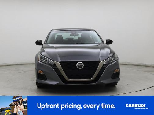 2022 Nissan Altima SR