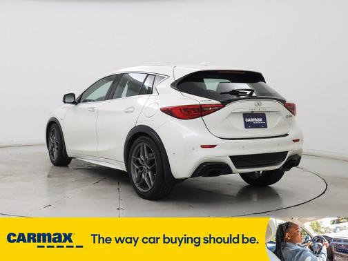 2018 INFINITI QX30 Sport