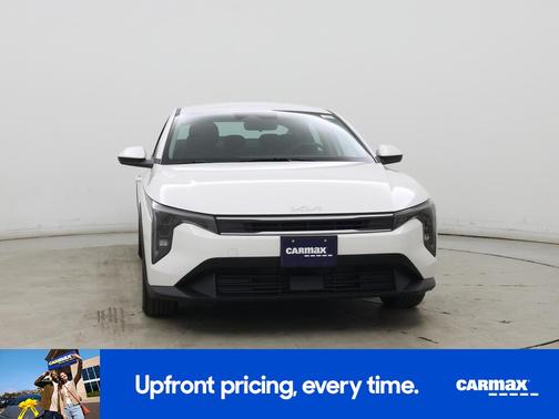 White 2025 Kia K4 LXS