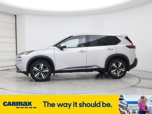 2022 Nissan Rogue SL