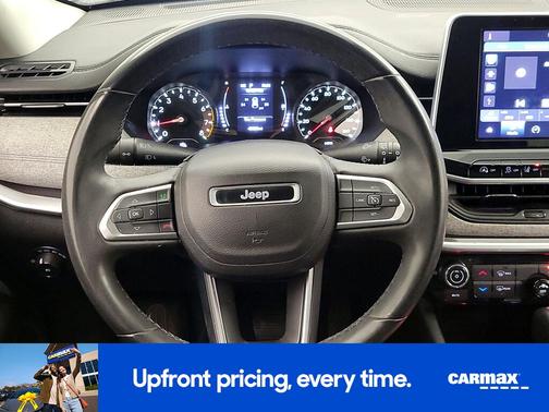 White 2022 Jeep Compass Latitude