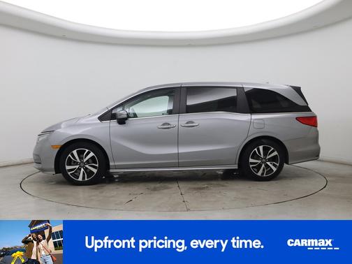 Silver 2024 Honda Odyssey Touring