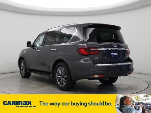 2022 INFINITI QX80 Luxe